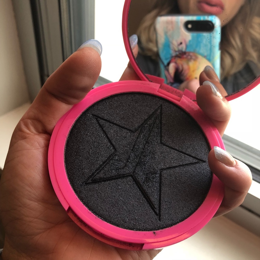 Jeffree Star Skin Frost - Onyx Ice